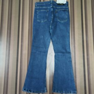 Y-14 Size 32 Bootcut Wom