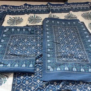 Double Bedsheet With Two Pillow Covers