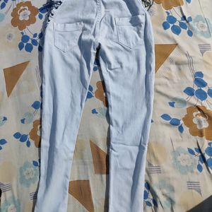 Light Blue Fashinable Jeans For Women