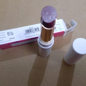 Myglamm Lit Creamy Matte Lipstick