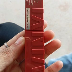 Maybelline Vinyl Super Stay Lipstick