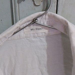 A cotton shirt