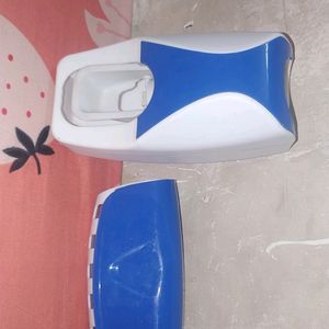 Automatic Toothpaste Dispenser