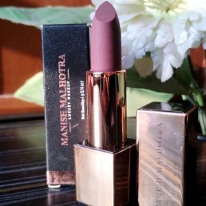 Manish Malhotra Powder Matte Lipstick- Mauve Shade