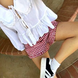 ✨cute red white strip short pant✨