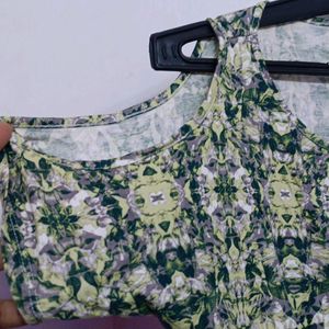 Fancy Gown For Sale In Very Good Condition