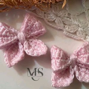 Crocheted Bow Hairclips