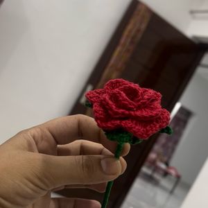 crochet red rose