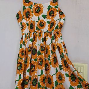 berrylush Sunflower dress 🌻