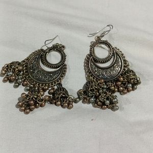 Earings