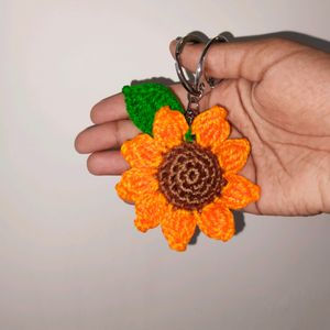 Crochet Sunflower Keychain 🌻💕