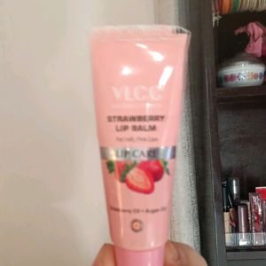 VLCC STRAWBERRY LIP BALM