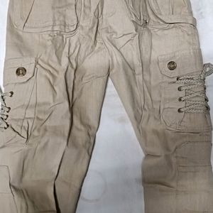 Boy Cargo Pants Size_ 26