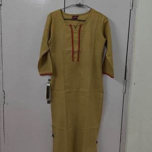 Kurta Pyjama Set With Dupatta