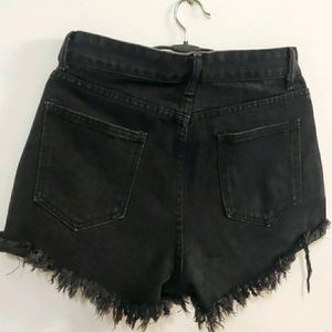 Urbanic Short For Women