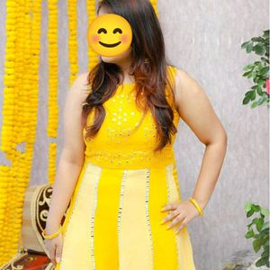 Designer yellow short kurti palazzo with dupatta