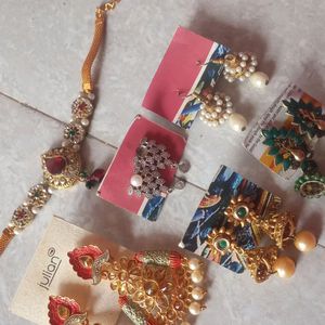 5 Pair Of Earrings With Bajubad Free