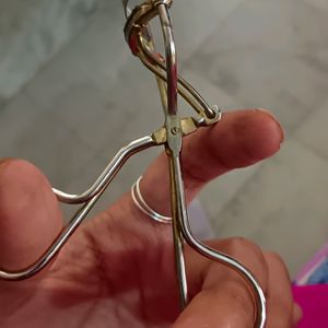 Eyelash Curler