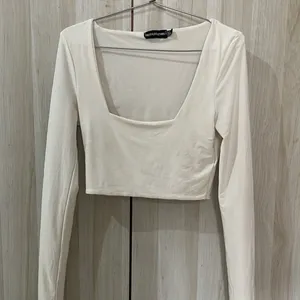 White square neck top