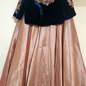 Desinger Lehnga