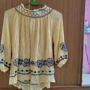 Yellow tunic top