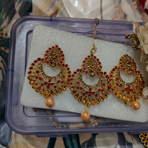 New Price *Beautiful Earings And Tikka*