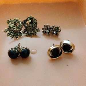 Set of 4 Earring Studs In Good Condition