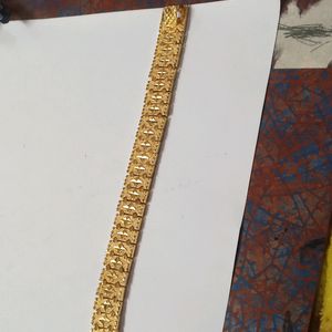 Mens Bracelet Looks Like Gold