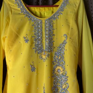Yellow Stone Haldi Outfit 💛