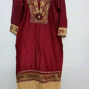 Chudidar Suit With Chiffon Dupatta