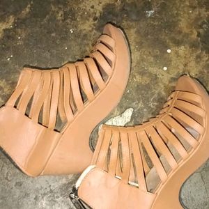 Tan Gladiator Heels Stylish