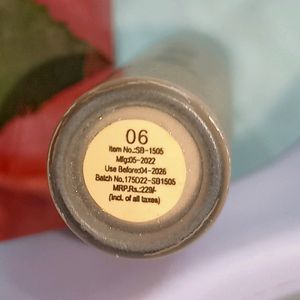 Swiss Beauty Liquid Concealer