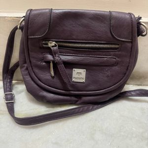 Madame Sling Bag