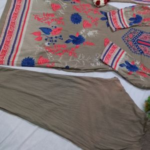 Pakistani Lawn Suit Set