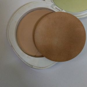 Lakme Perfect Radiance Compact