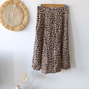 H&M Stylish Leopard Print Skirt