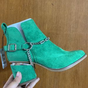 Green Chain  Boots Size 36