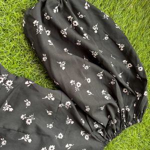 Charming Black Floral Puff Sleeve Dress