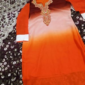 Beautiful Long Orange Kurti🧡