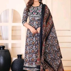 450 Rupees/New/Unused Beautiful A Line Kurti Set