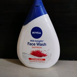 Nivea Milk Delight Face Wash Saffron