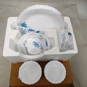 Brand New Larah Opal Glass 19pc Borosil Dinnerware