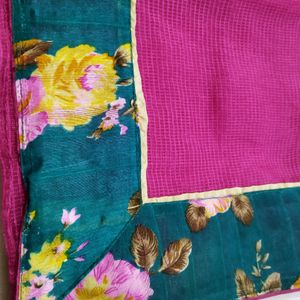 Flower Border Saree.