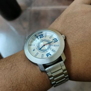 Fastrack Silver Dial Stainless Steel Watch ⏩ ⌚