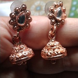 Combo OfBeautiful Earings Golden N Silver Colour