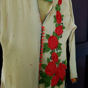 Beautiful Front SlitKurta