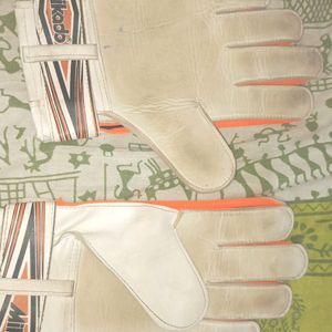 Goalkeeping Gloves