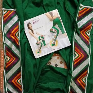 Sold Bottle Green Leggings. Don't Buy..!