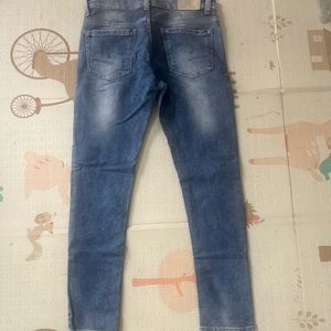 Men’s Blue Jeans In Brand New Condition