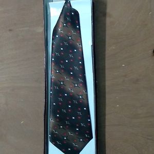 BRAND NEW TIE...